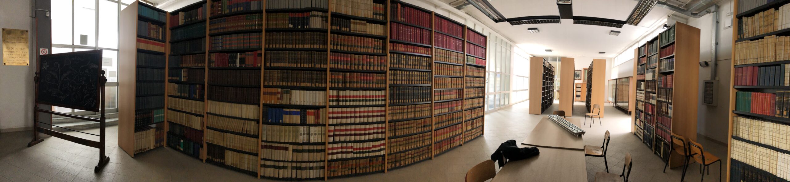 Biblioteca Esterna