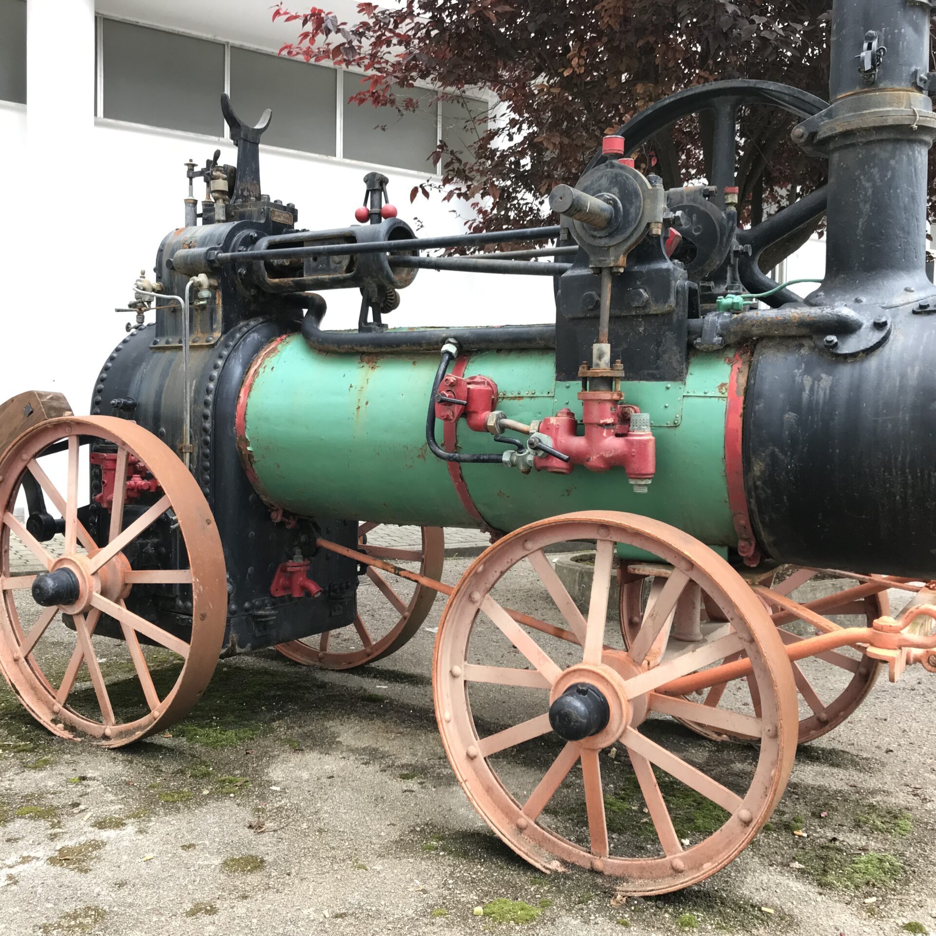 Locomobile