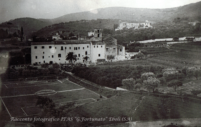 Facciata posteriore dell’edificio scolastico