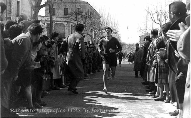 Ugo Faenza a una gara podistica